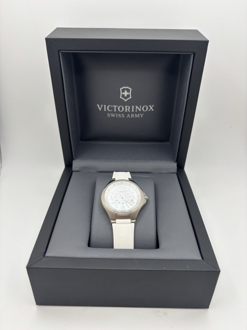 Victorinox Swiss Army Ladies White Mother of Pearl Dial Watch New In Box 241487
